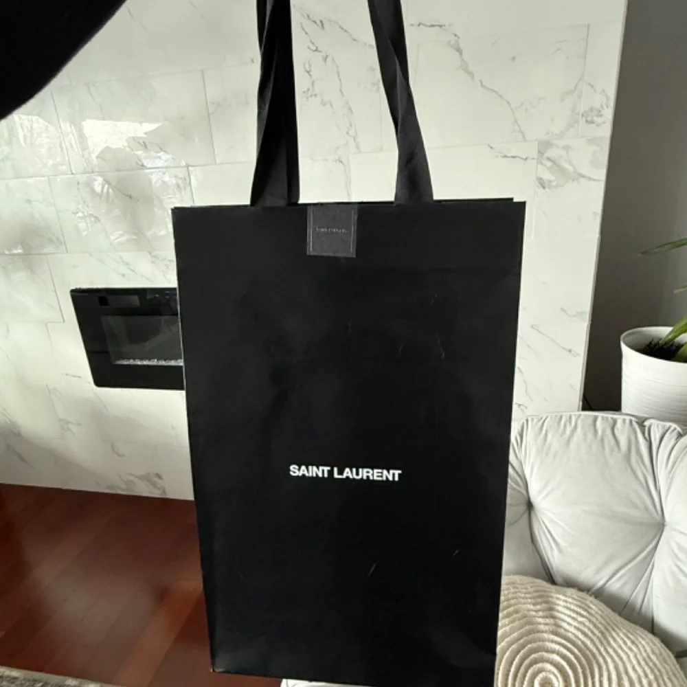 Authentic Yves Saint Laurent Shopping Bag 21x13 – Large Black Designer Packaging
